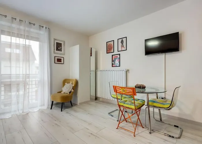 Bohemian Breeze Apartment